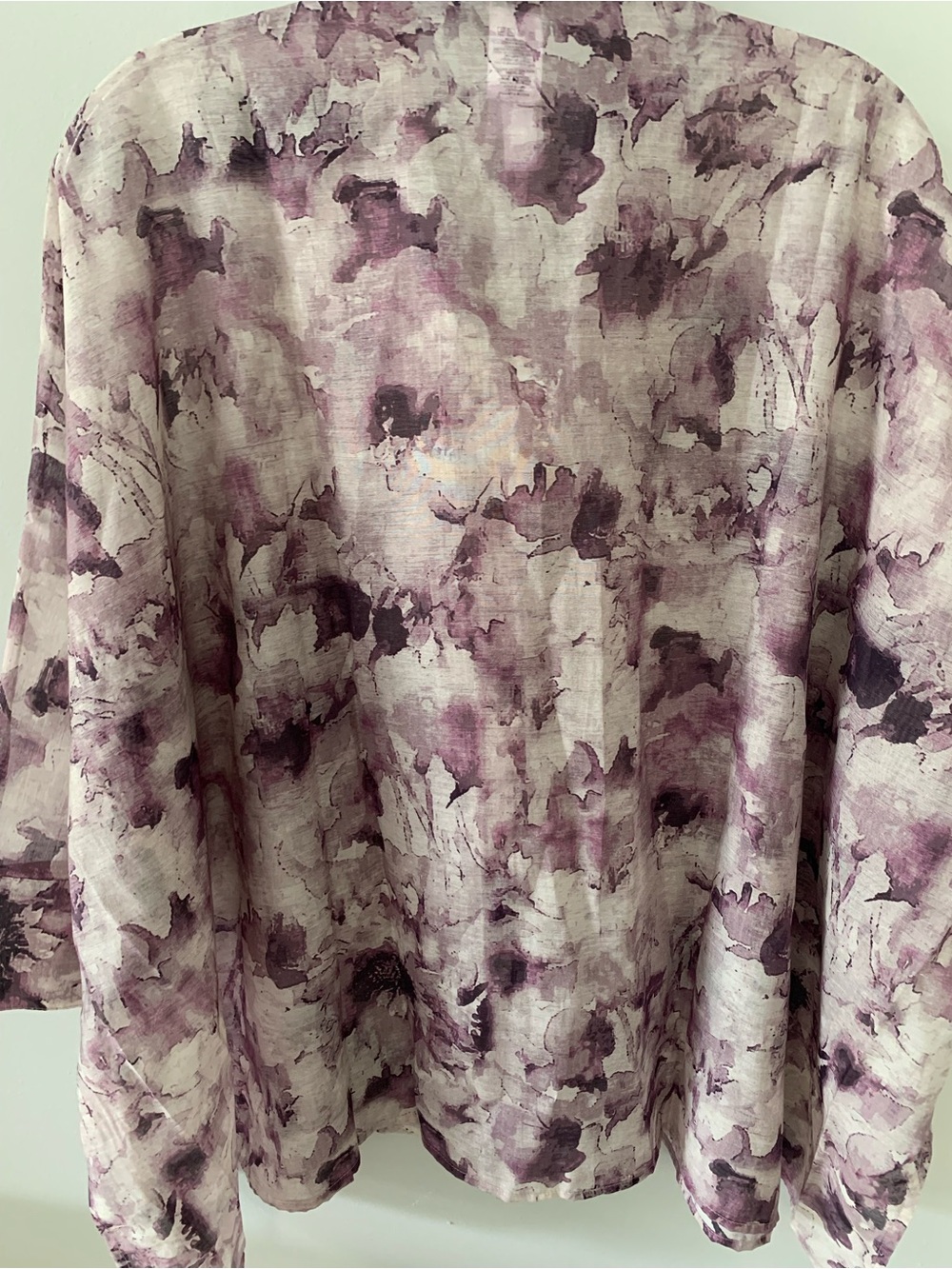 NWT Wynne Layers Purple Floral Poncho Blouse - Picture 4 of 9